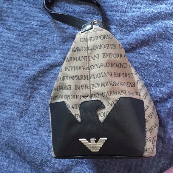 Emporio Armani Shoulder Bag - Picture 2 of 8